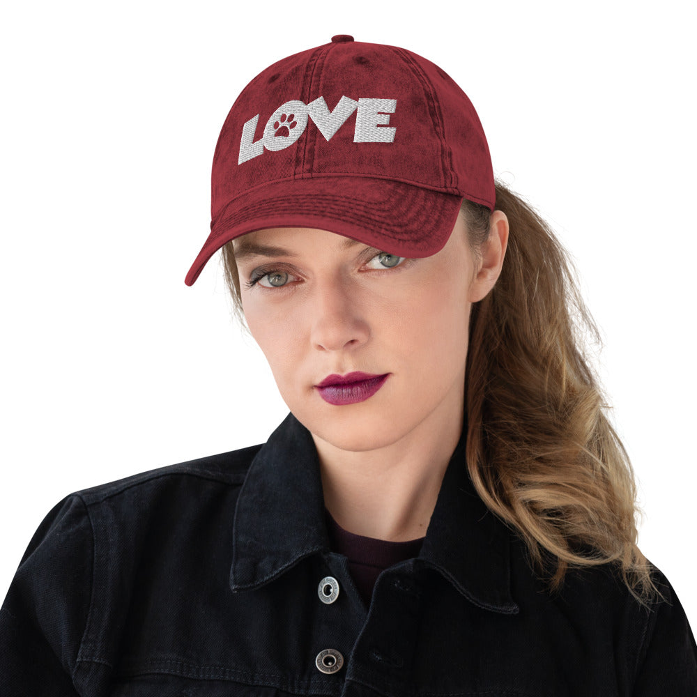Trail Dogs – Love Hat